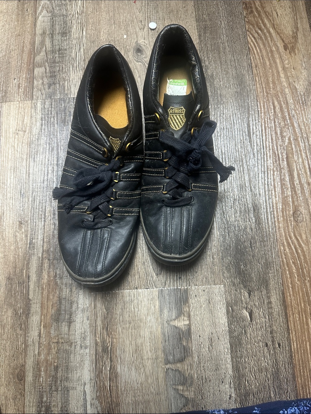 Men's Black Leather Lace-Up Sneakers with Gold Stitch Accents
